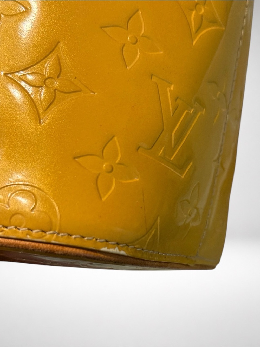 Louis Vuitton Authentic Yellow Patent Vernis Monogram Tote Purse Dust Bag - Picture 14 of 16